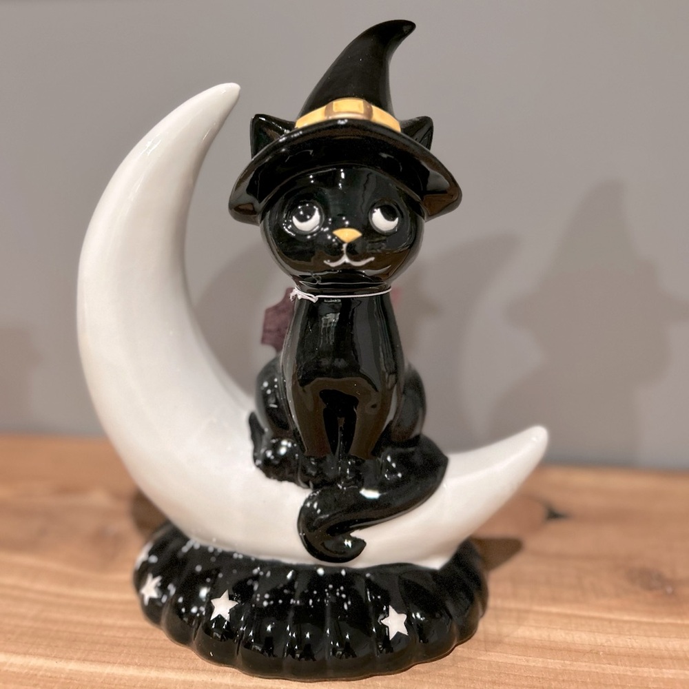 NWT Bella Lux Ceramic Black Cat on Crescent Moon Figurine